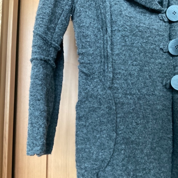 Grey wool sweater coat size small - Picture 4 of 5